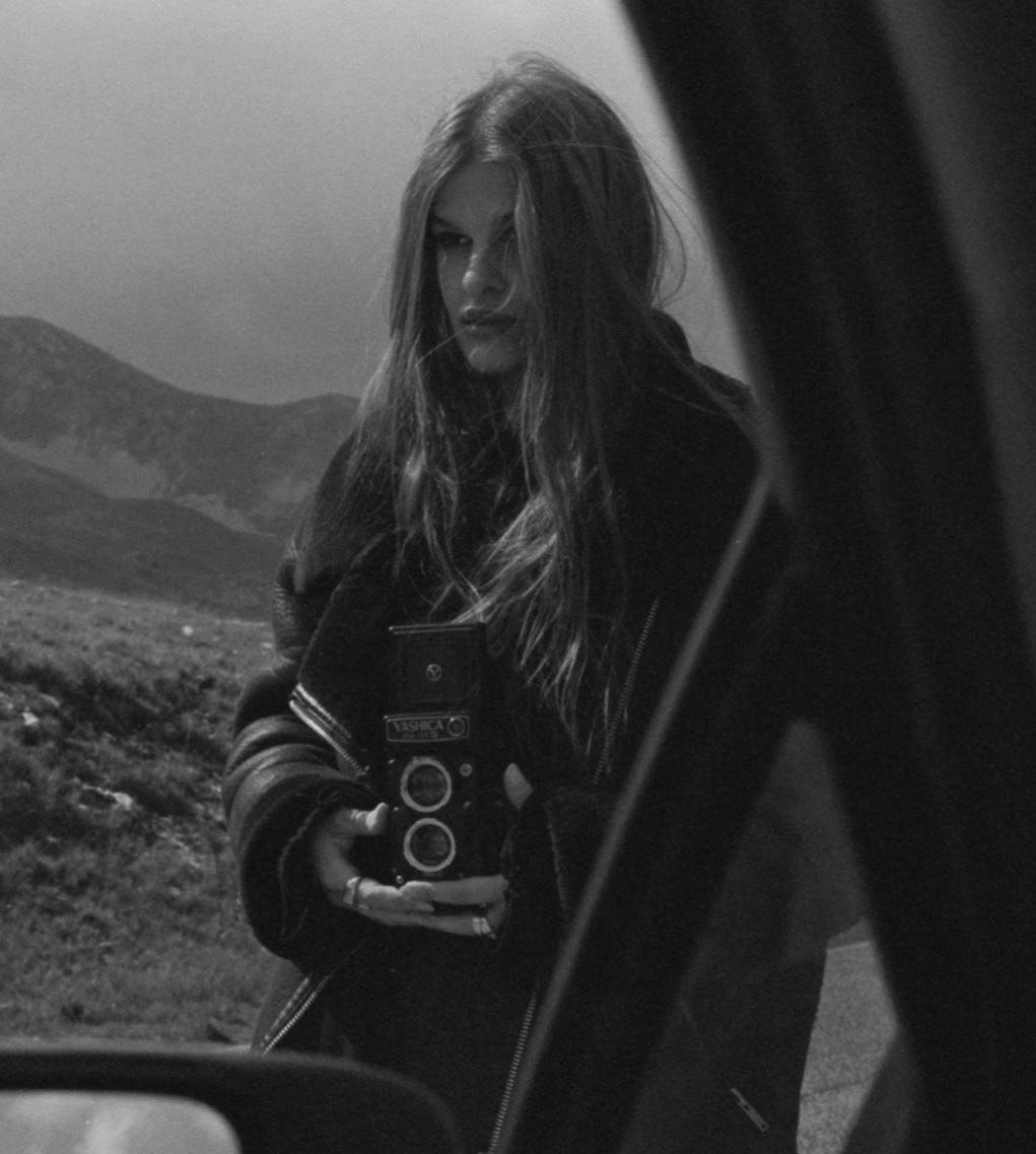 Oltre l’obiettivo: Priscilla Nutshell e la fotografia contro il bullismo – di Iside Kremmerz